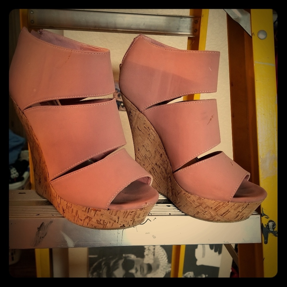 Pink Wedges